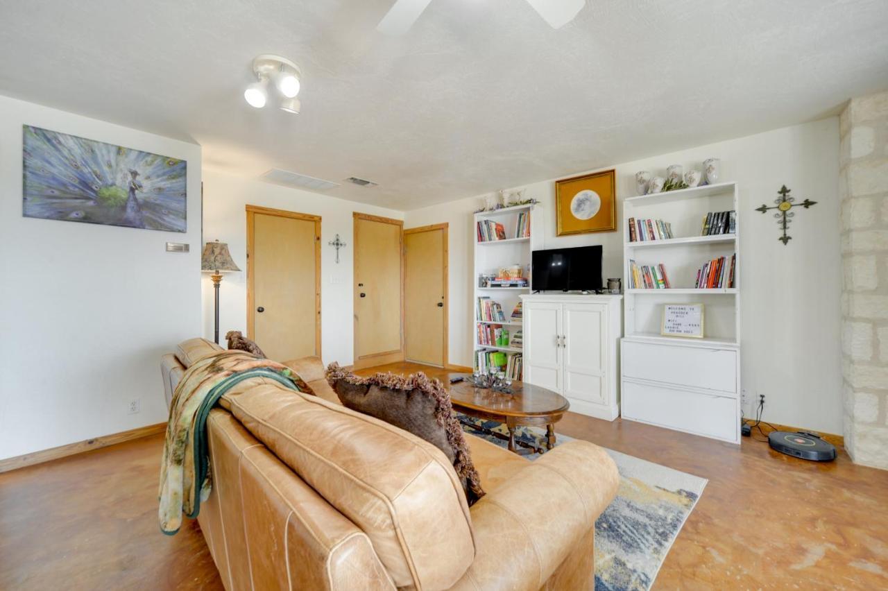 Fredericksburg Retreat With Private Hot Tub And Patio! 빌라 외부 사진