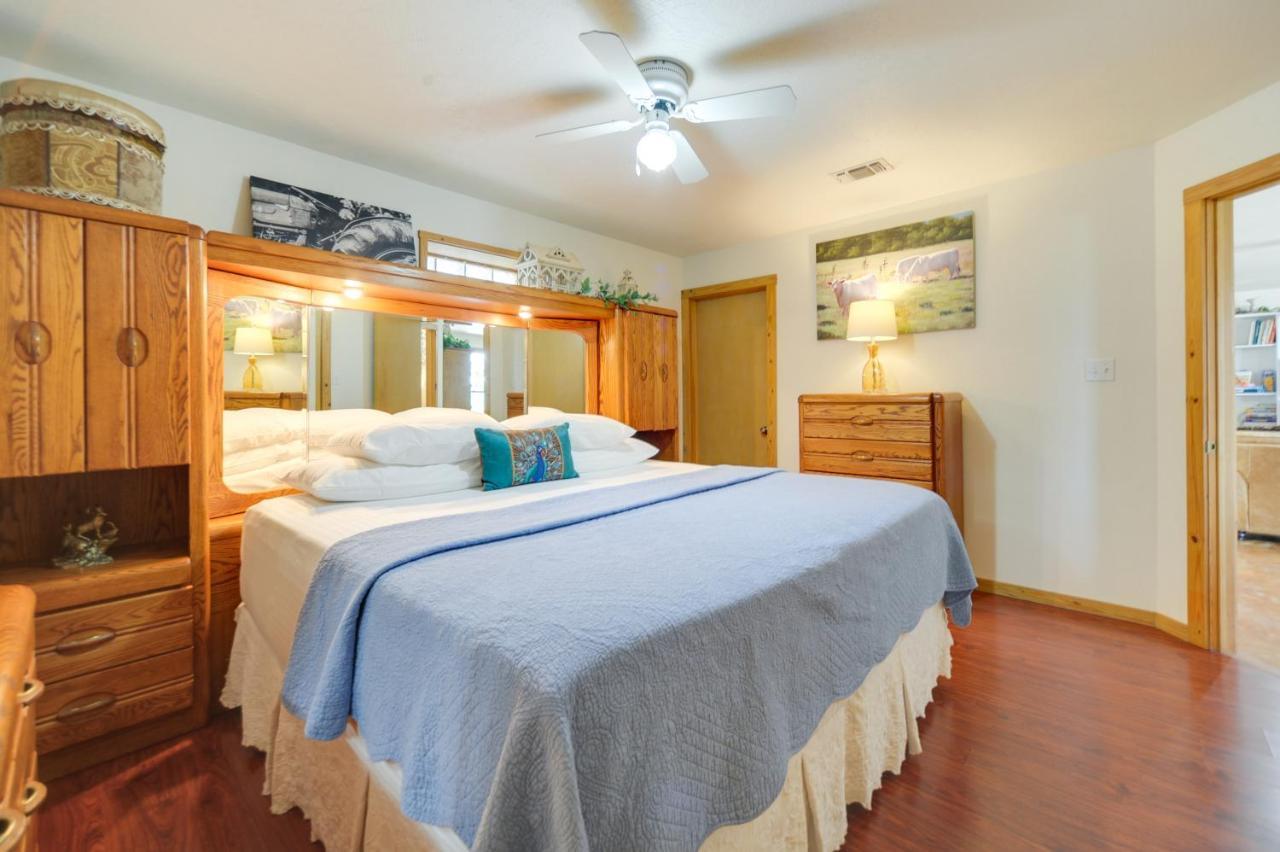 Fredericksburg Retreat With Private Hot Tub And Patio! 빌라 외부 사진