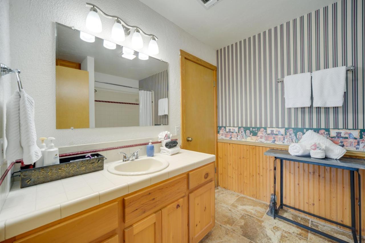 Fredericksburg Retreat With Private Hot Tub And Patio! 빌라 외부 사진