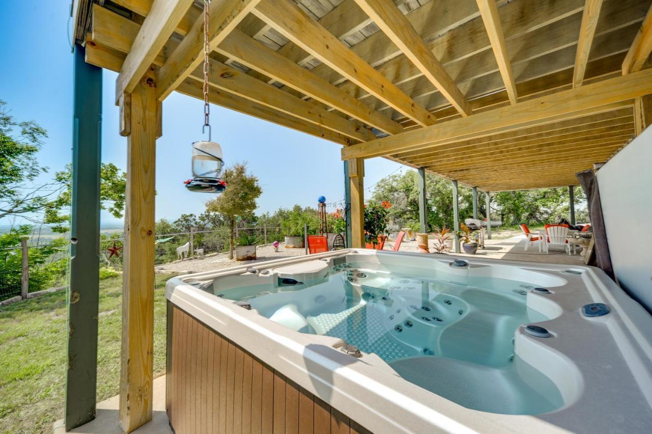 Fredericksburg Retreat With Private Hot Tub And Patio! 빌라 외부 사진